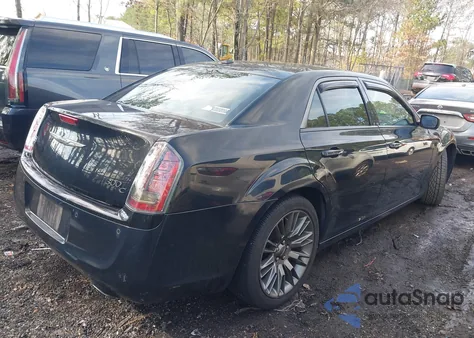 2013 Chrysler 300C John Varvatos Limited Edition из США, поврежденный, VIN 2C3CCADG1DH743869